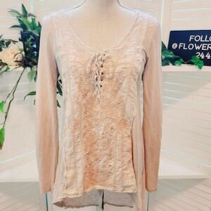 157 FREE PEOPLE EMBROIDERED HENLEY PIT TO PIT 19 WN